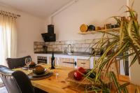 Farm Lodges Olive, Casa Bougainvillea - Ferienwohnung Moncarapacho