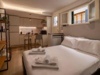 Tuscan Tempo Elegant Escape near PonteVecchio - B&B Florence