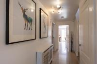 Cozy Glam Patchway Garden House Sleep 9 Mid-Long Term Welcome - B&B Bristol