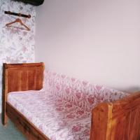 Twin Room with Private Bathroom