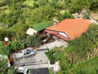 Bujtina OXHAKU I LAMES - Bed and Breakfast Krujë