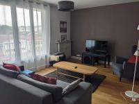 Calme T2 Oullins proche parc - B&B