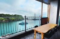 Deluxe Apartment mit Balkon und 2 Schlafzimmern