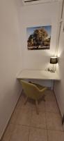 Cozy family apt Iris only 20m from the beach in Mandre - B&B Mandre