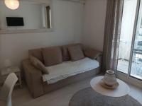 Agréable Appartement Proche Plage - Linge de lit et Toilettes en option - Bed and Breakfast La Grande-Motte