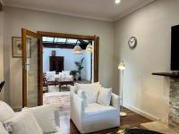 Cozy & Bright Lavender House - B&B