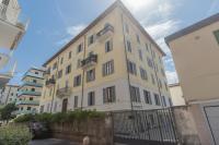 ManaraQuattro - Apartment with free parking and view in Como, near the center - Lake Como - Bed and Breakfast