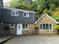 The Annex Roundaway Lodge - Ferienwohnung