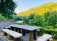 MAGNIFIQUE Location au bout de la route - B&B Saint-Hilaire-les-Courbes