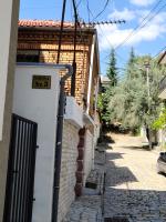 Travelers' Korça Home - B&B