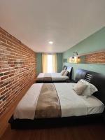 Twin Room with Balcony
