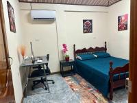 Hospedaje Nacho y Ale 1, con 3 AC, Paso Canoas, CR - B&B Canoas