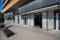 Jasny Apartament z 2 Balkonami Wrocław Partynice by Noclegi Renters - B&B