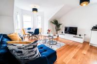 Luxury 2 Bed City Centre-Parking-Long Stay Offer - Bed and Breakfast