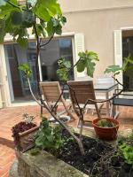 MAISON AVEC JACUZZI - B&B