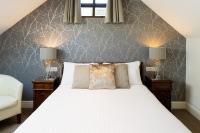 Double or Twin Room with Bathroom