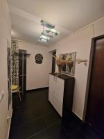 Apartament Red & Yellow - Ferienwohnung Slănic-Moldova