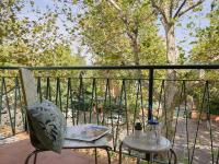 Motor Valley Boutique Apartment - 3 Suites - B&B