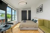 One-Bedroom Apartment with Garden View