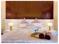 Chambre Lit King-Size avec Balcon