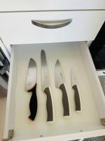 Aurora Home Espoo Niittykumpu - New 1bedroom -apartment with balcony, close to metro, Aalto University, Metro Areena and Helsinki - B&B Espoo