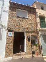 Carmen La Golondrina - B&B Restábal