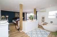 Lovely Family Home in Pecanwood Golf Estate - Chambres d'hôtes Kosmos