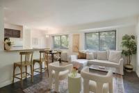 Crystal City Charm 2BR Free Parking 104 - B&B