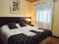 Double or Twin Room with Shared Bathroom