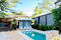 Nirvana Beach Home - Bed and Breakfast