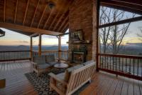 Skyfall Sweeping mountain views gas fireplace hot tub - B&B