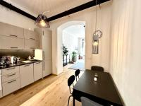 Luxury flat in Prague city center SUPERHOST - 5 STAR - B&B Prague