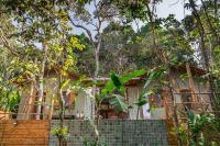 Casa Caqui Trancoso - Cravejada em reserva natural - B&B