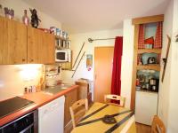 Appartement près des pistes avec terrasse - FR-1-549-144 - Bed and Breakfast Chamrousse