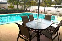 Beautiful 3 Bed House with pool - Bed and Breakfast North Fort Myers