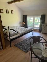 Apartment with Mountain View