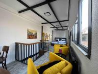 Two-Bedroom Deluxe Apartment with Balcony