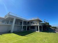 By The Beach - Beachfront Apartment & Home - Ferienwohnung Langebaan