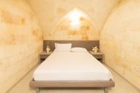 King Room with Spa Bath