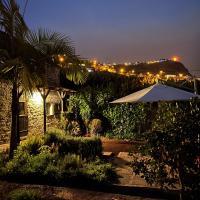As Casinhas da Madeira - Cosy Stone Cottage in a subtropical garden - Chambres d'hôtes Arco da Calheta