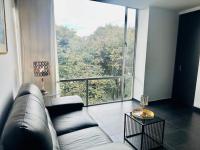 Bello apartamento cerca a la clínica Reina Sofia - B&B Bogotá