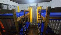Posto Letto in Dormitorio Misto con 6 Letti