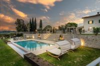 Villa Sunkiss: Luxury Farmhouse with Tuscan Flair - Ferienwohnung Montecarlo