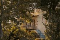Mansion Argyrakiko - 3 bedroom house in Kampos - Chambres d'hôtes Chios