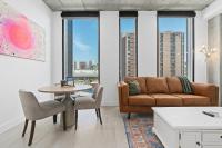 Downtown beauty-PoolHotTubGym-near SaltPalace-View - Chambres d’hôtes