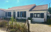 Maison 8 personnes à 100 m de la plage de la Clère - B&B