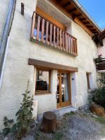 The Stable House Bourg d’Oisans -bike/hike/ski - Bed and Breakfast