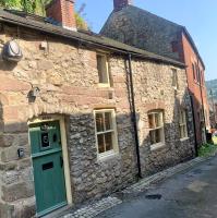 Fryers Cottage Wirksworth, a traditional yet stylish 2-bedroom Peak District cottage - Ferienwohnung