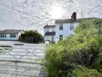 Little Pear Tree - Bed and Breakfast Stock