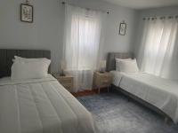 Charming Condo near Gillette Stadium - B&B Sharon